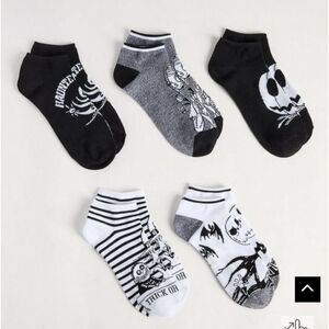 🆕️ 5 PACK NIGHTMARE BEFORE CHRISTMAS LOW CUT SOCKS